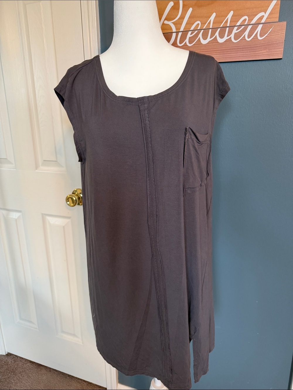 POL Charcoal Short Sleeve Scoop Neck Tunic